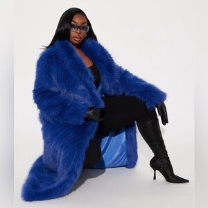 NWT Royal Blue Faux Fur Coat 3X